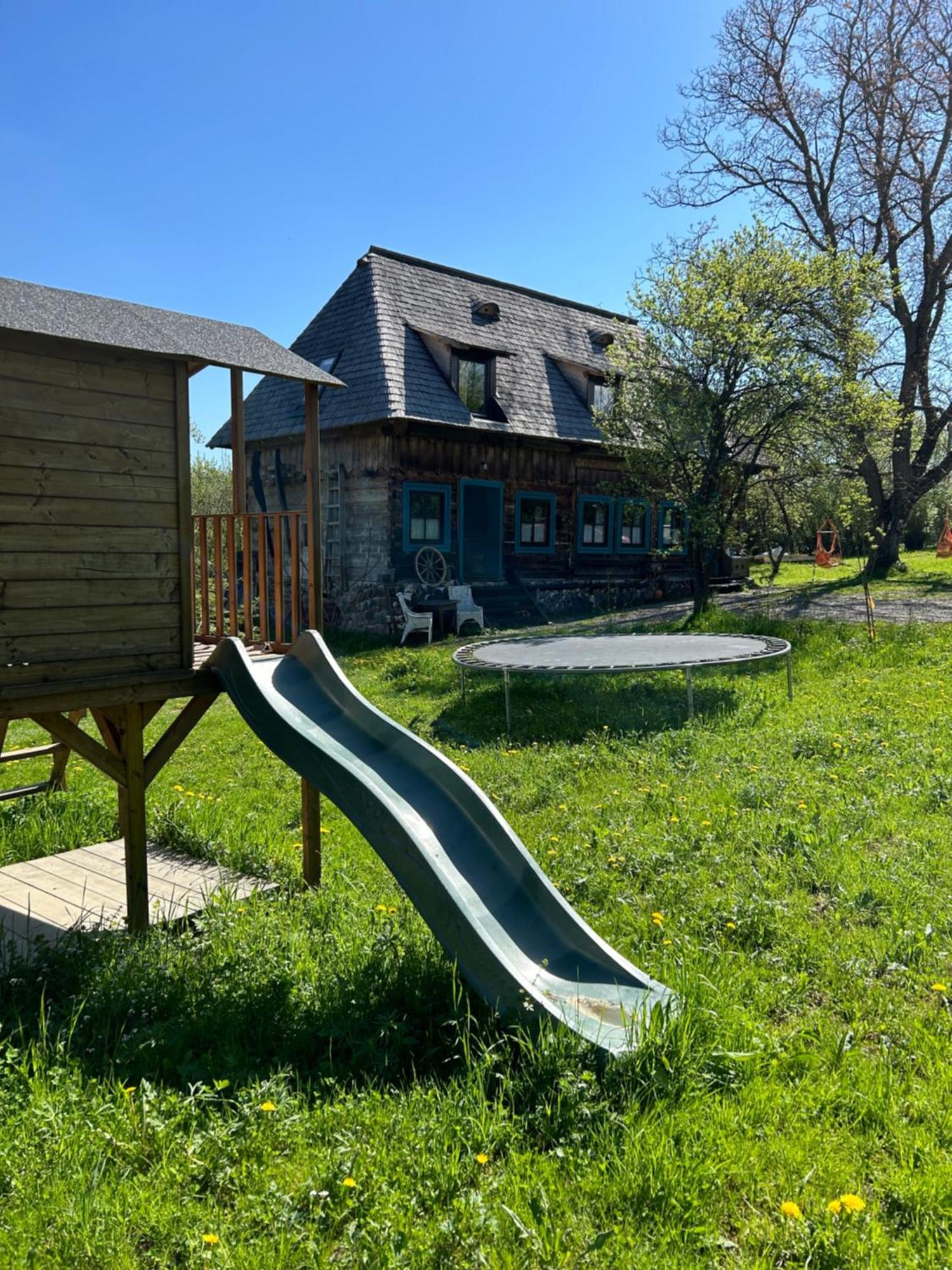 Small Apartment In Breb S Cosy Barn Εξωτερικό φωτογραφία